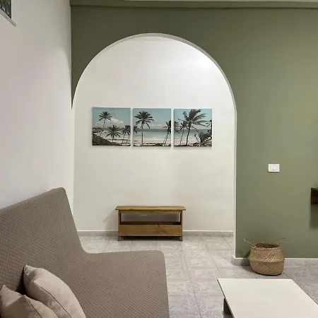 Sunset Bliss 圣莱昂